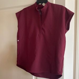 Figs Rafaela oversized scrub top in burgundy size xxs